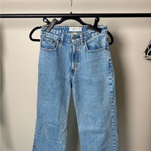 Abercrombie 90s relaxed Jean 25